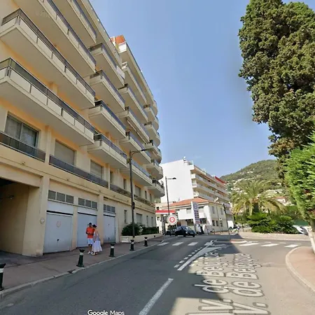 Apartman Agreable 2p Dernier Etage Avec Immense Terrasse Et Parking Prive - Fr-1-196-390 *
